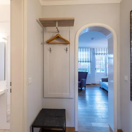 Friedericia, 3-hochparterre Links Appartement *