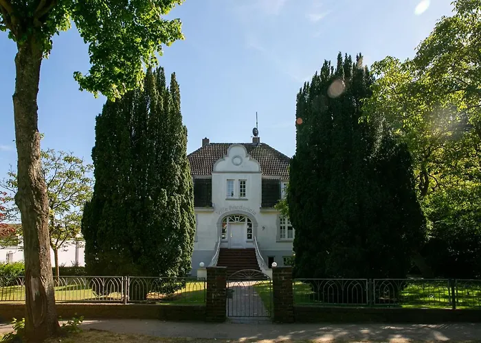 Friedericia, 3-hochparterre Links